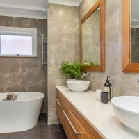 Dayle ensuite